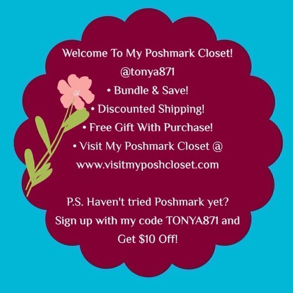 🦋 New Harvest 24” Tall Old Woman and Man Gnomes, Set of 2 - Picture 2 of 11